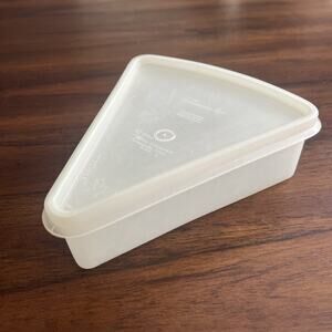 Vintage Tupperware Tupper Seal PIE SLICE WEDGE KEEPER #269 Millionaire Line 1954